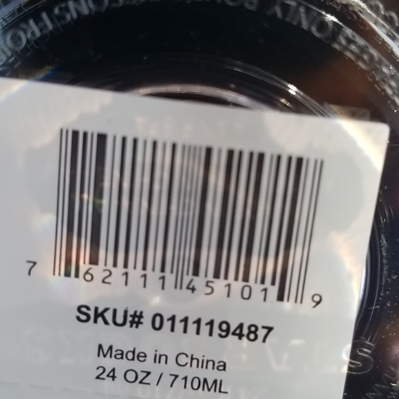 NEW Holiday Venti 24oz tumbler - Picture 5 of 5